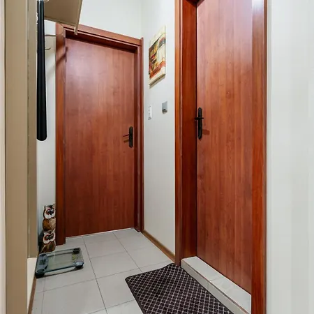 Apartment Spacious Family | Free Street Parking